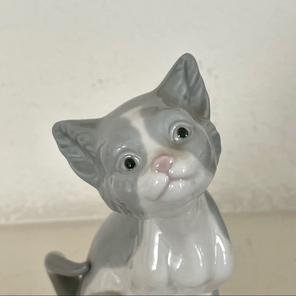 Lladró Brille Gatito expectante grey cat figurine 5.113 - Picture 6 of 16